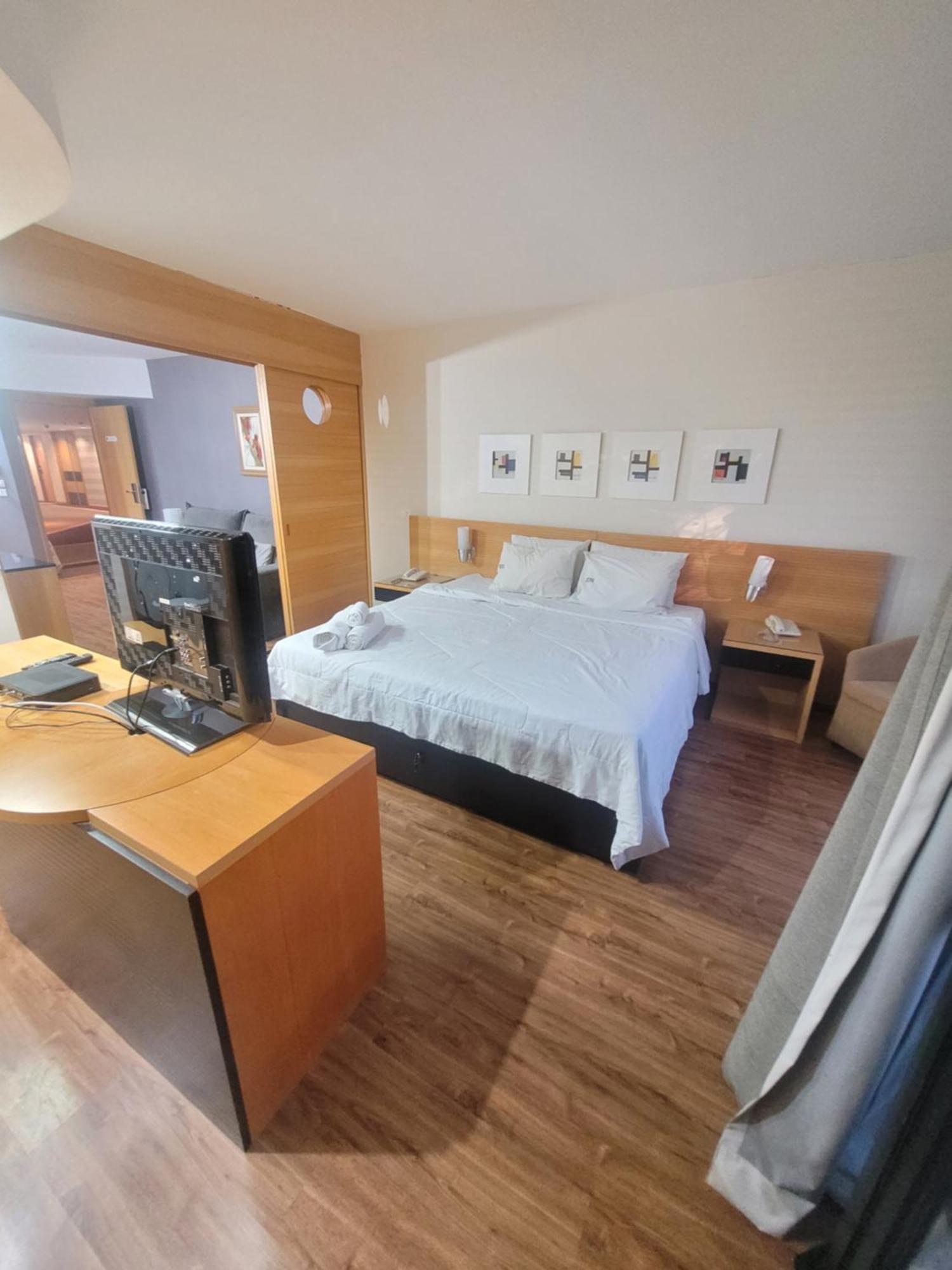 Aparthotel Flat No Golden Tulip By Rei Dos Flats